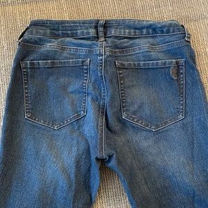 Jessica Simpson skinny jeans. Size 28.